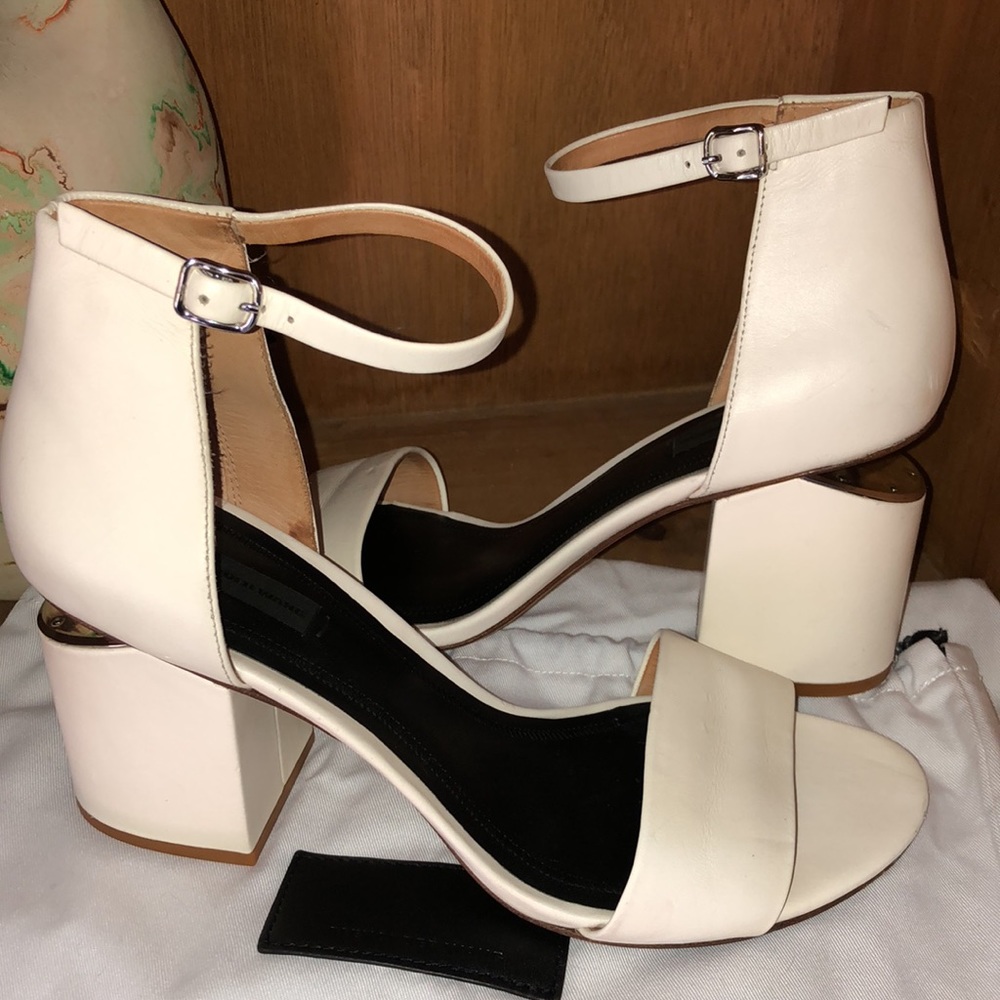 ⭐️⭐️ALEXANDER WANG WHITE BLOCK HEEL SANDAL ⭐️⭐️SZ.40 final price - Picture 2 of 16